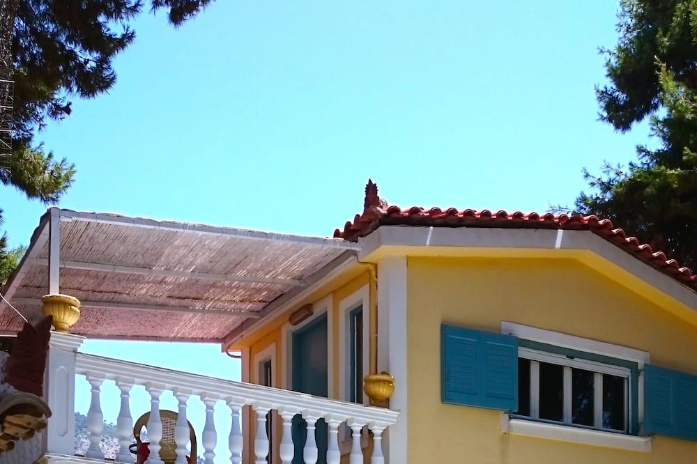 Photo of Outdoor in Psatha