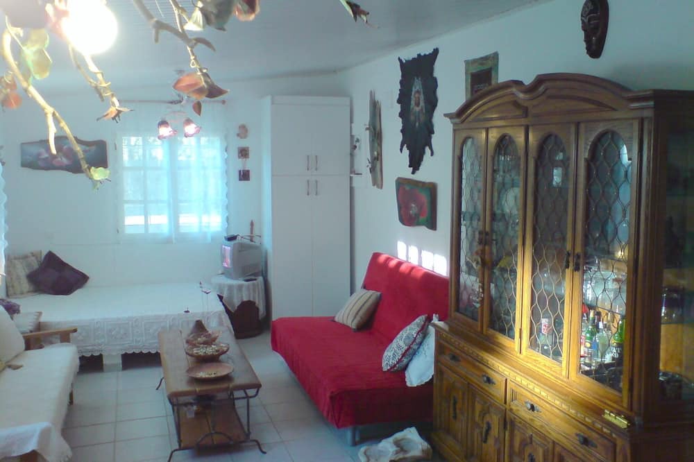 Photo of Livingroom in Psatha