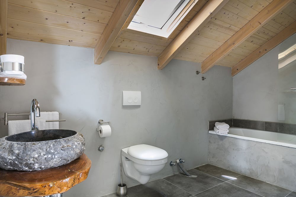 Photo of Others in Divarata