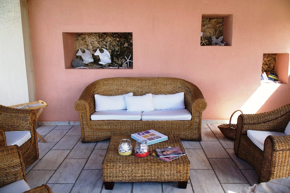 Photo of Livingroom in Paliki