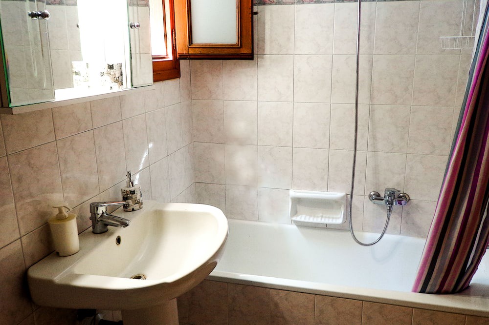 Photo of Bathroom in Old Town