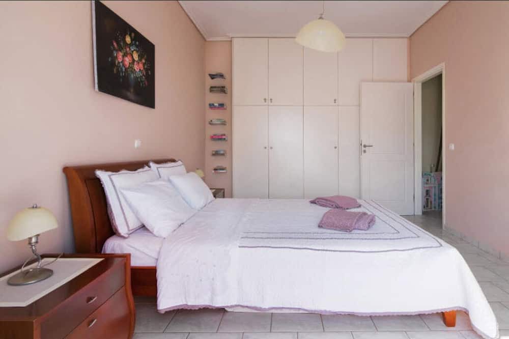 Photo of Bedroom in Paralias
