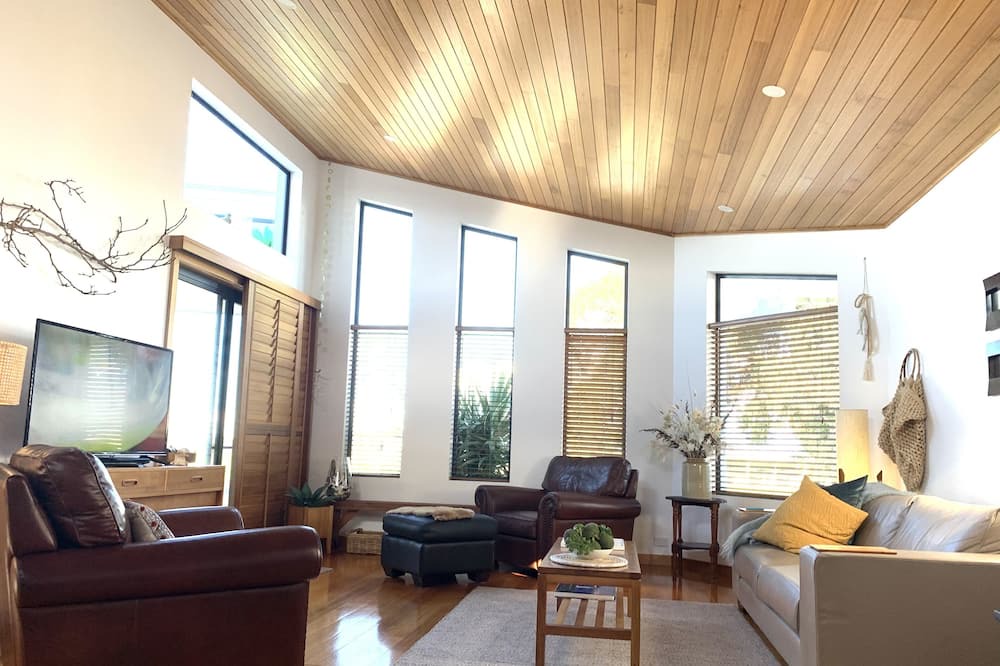 Photo of Livingroom in Ulverstone