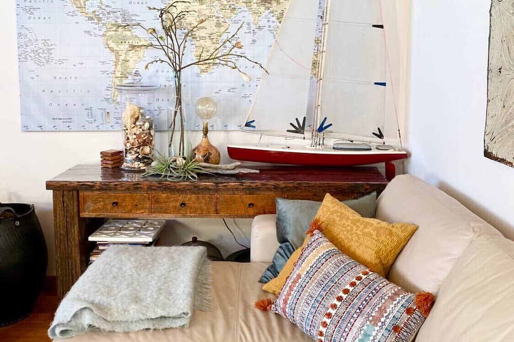 Photo of Livingroom in Ulverstone