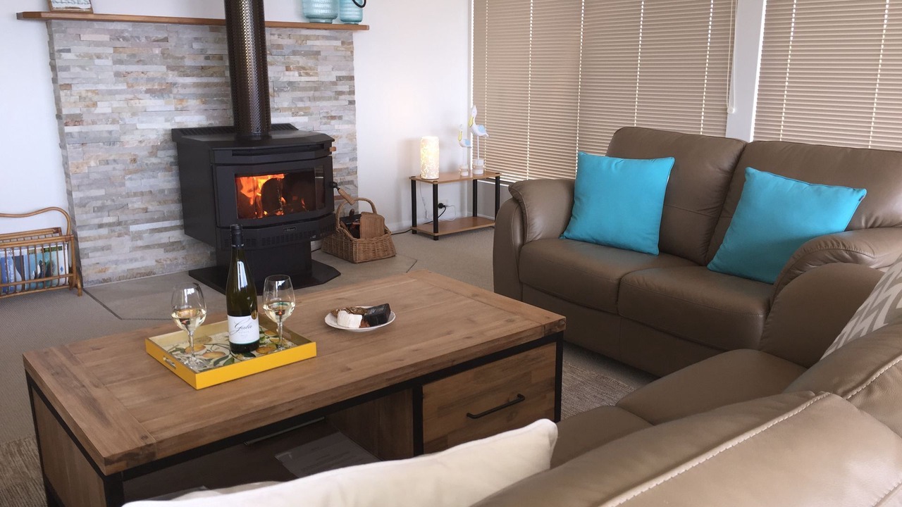 Photo of Livingroom in Swansea