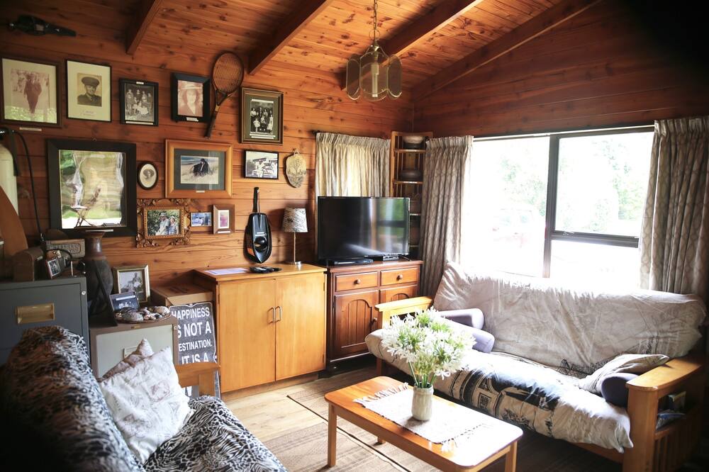 Photo of Livingroom in Matapouri