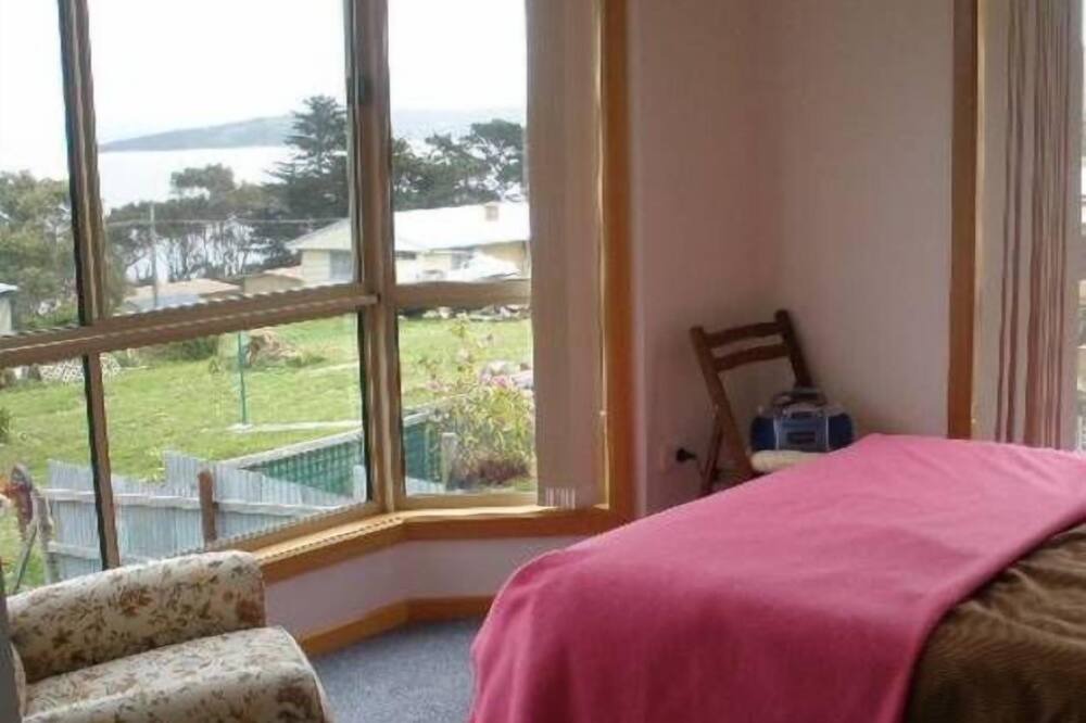 Photo of Bedroom in Alonnah
