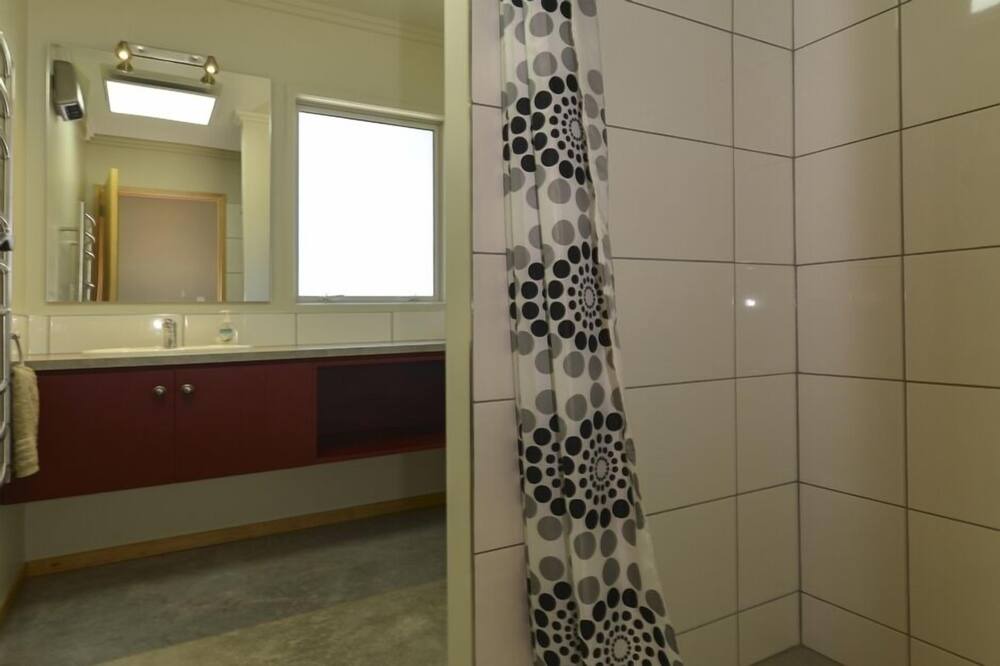 Photo of Bathroom in Lake Okareka