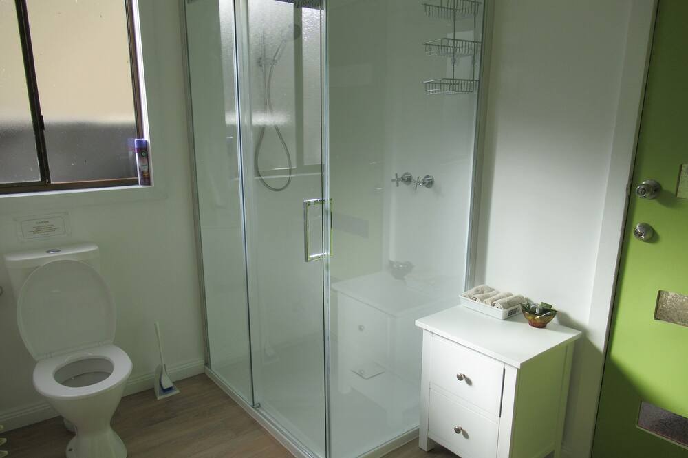 Photo of Bathroom in Alonnah