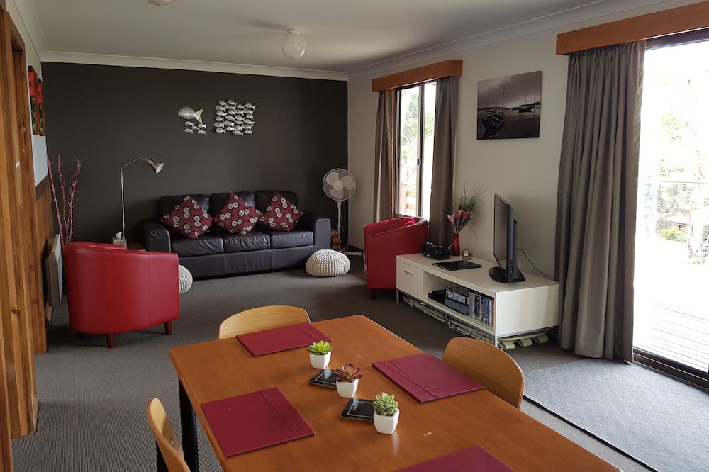Photo of Livingroom in Alonnah