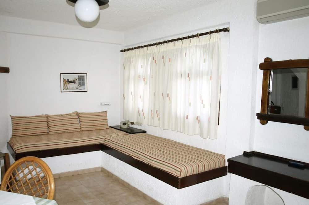 Photo of Bedroom in Mirtos