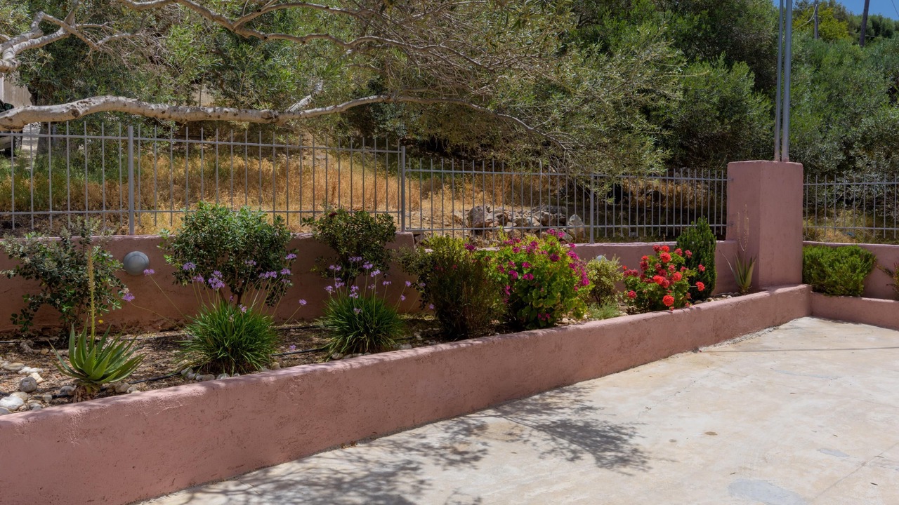 Photo of Outdoor in Sfinari