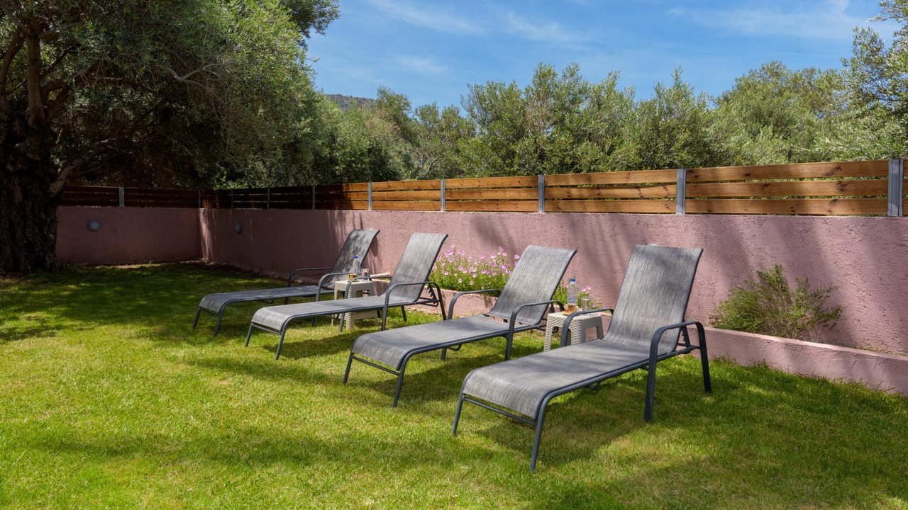 Photo of Outdoor in Sfinari