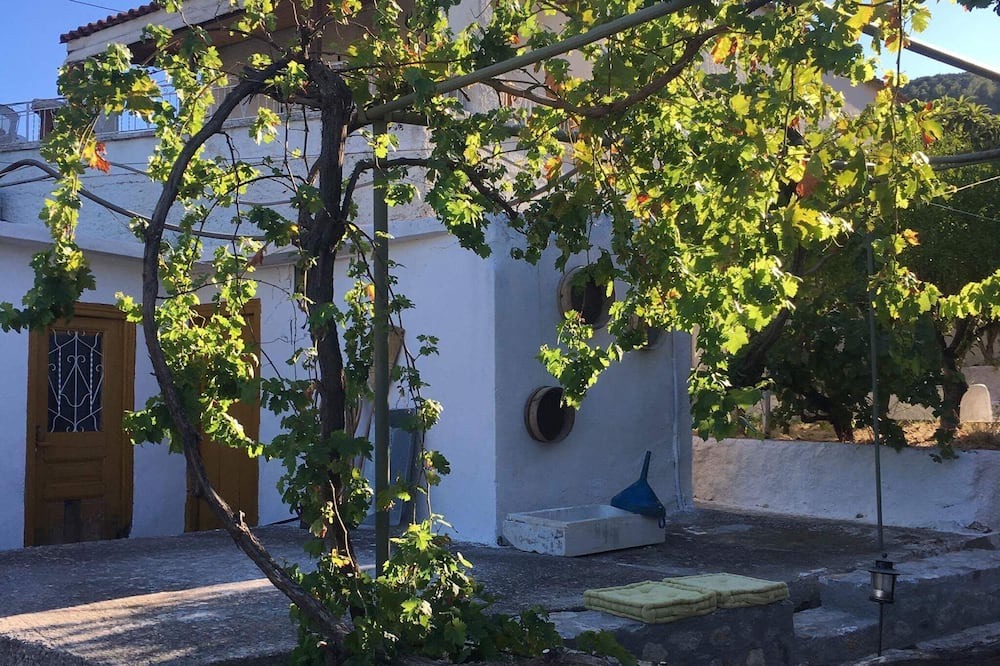 Photo of Outdoor in Molaoi