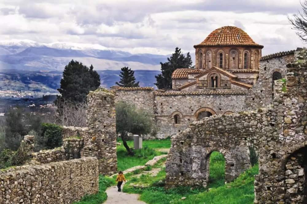Photo of Others in Molaoi