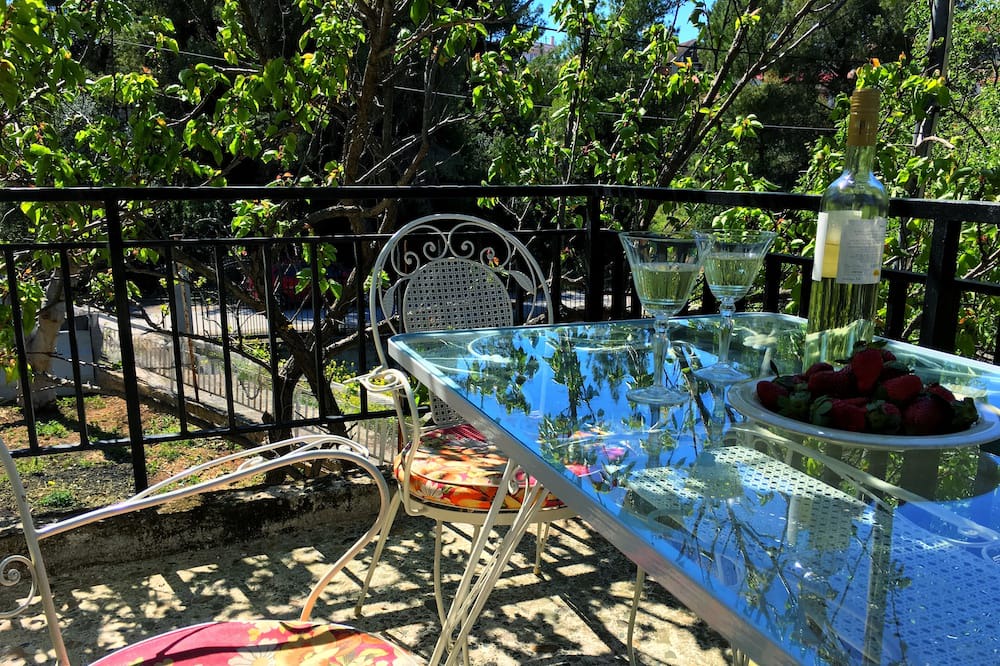 Photo of Patio Balcony in Tanagra