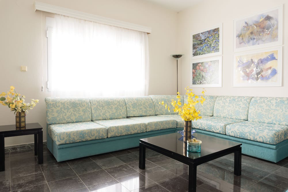 Photo of Bedroom in Gomati