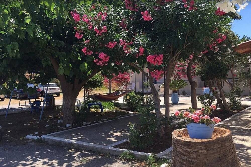 Photo of Outdoor in Gerani