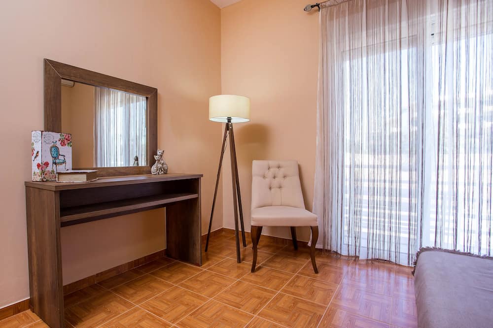 Photo of Bedroom in Kalathos