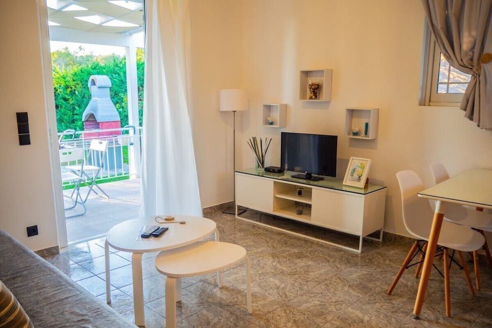 Photo of Livingroom in Ntomata