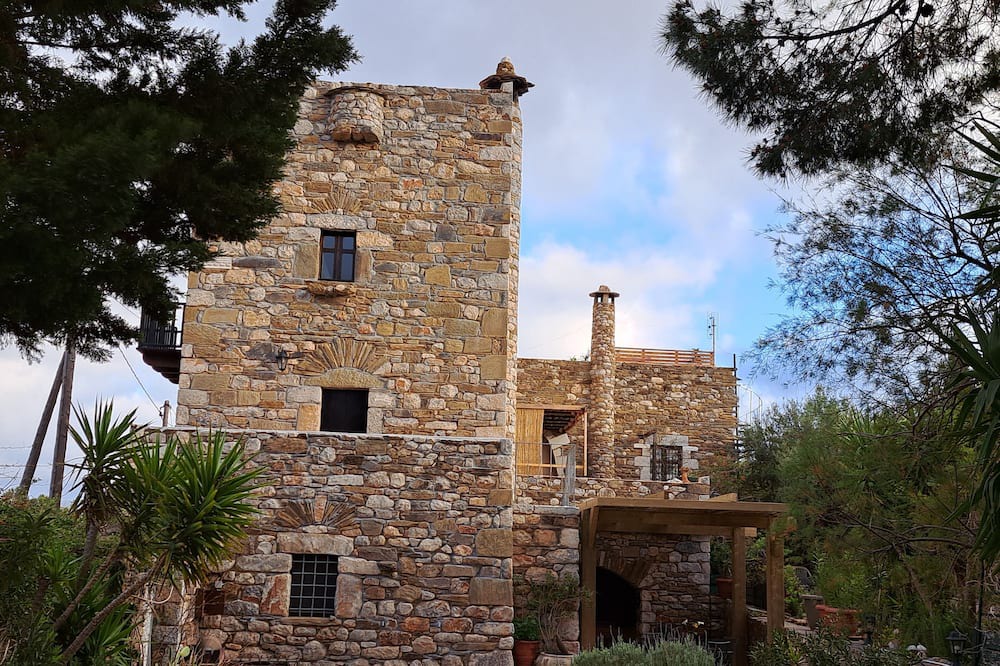 Photo of Outdoor in Alika