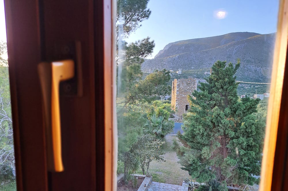 Photo of Others in Alika