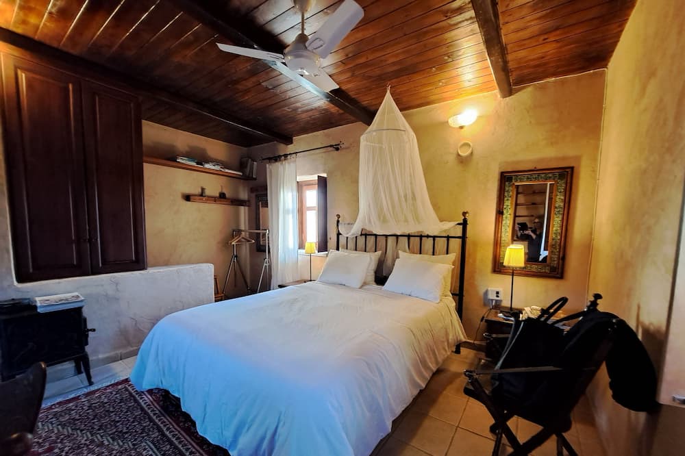 Photo of Bedroom in Alika