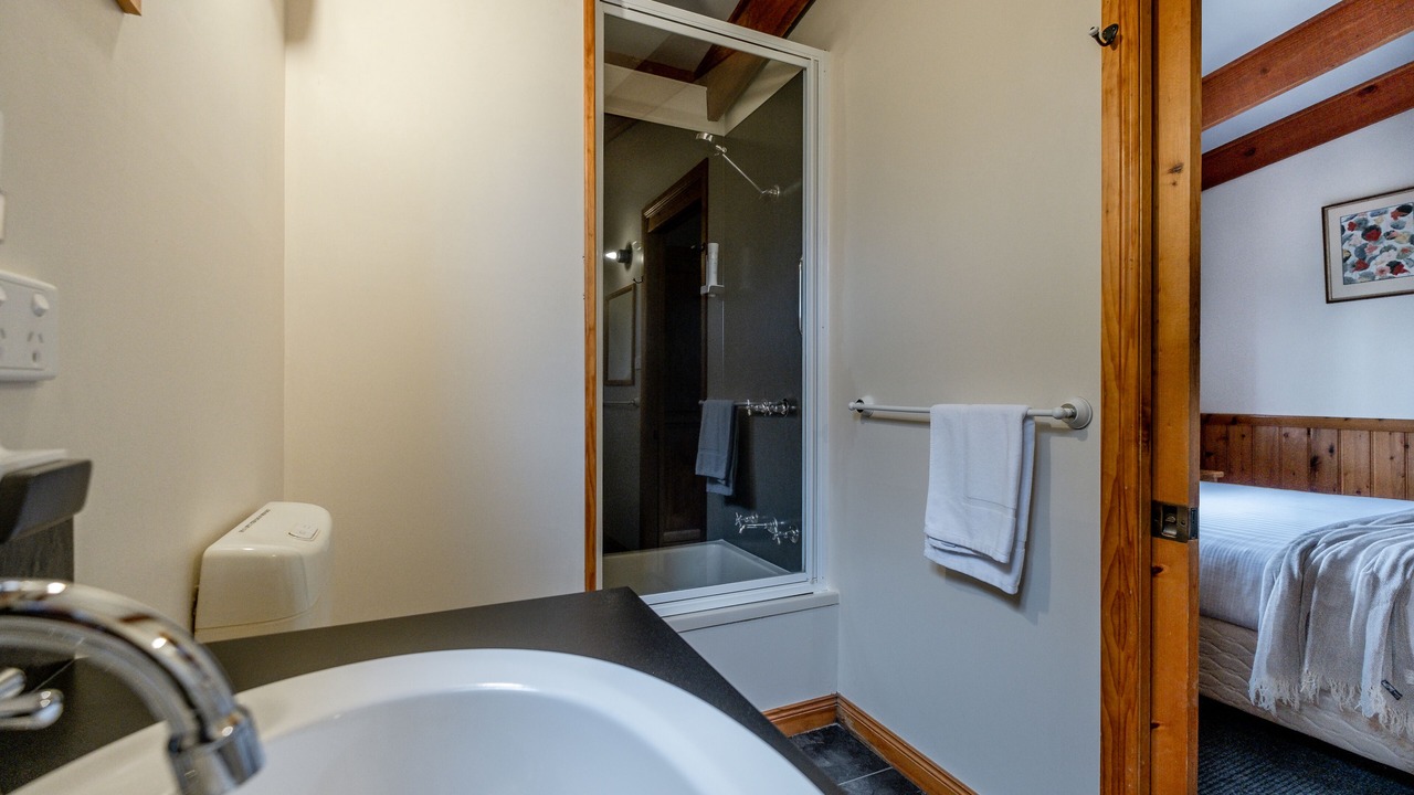 Photo of Bathroom in Coles Bay