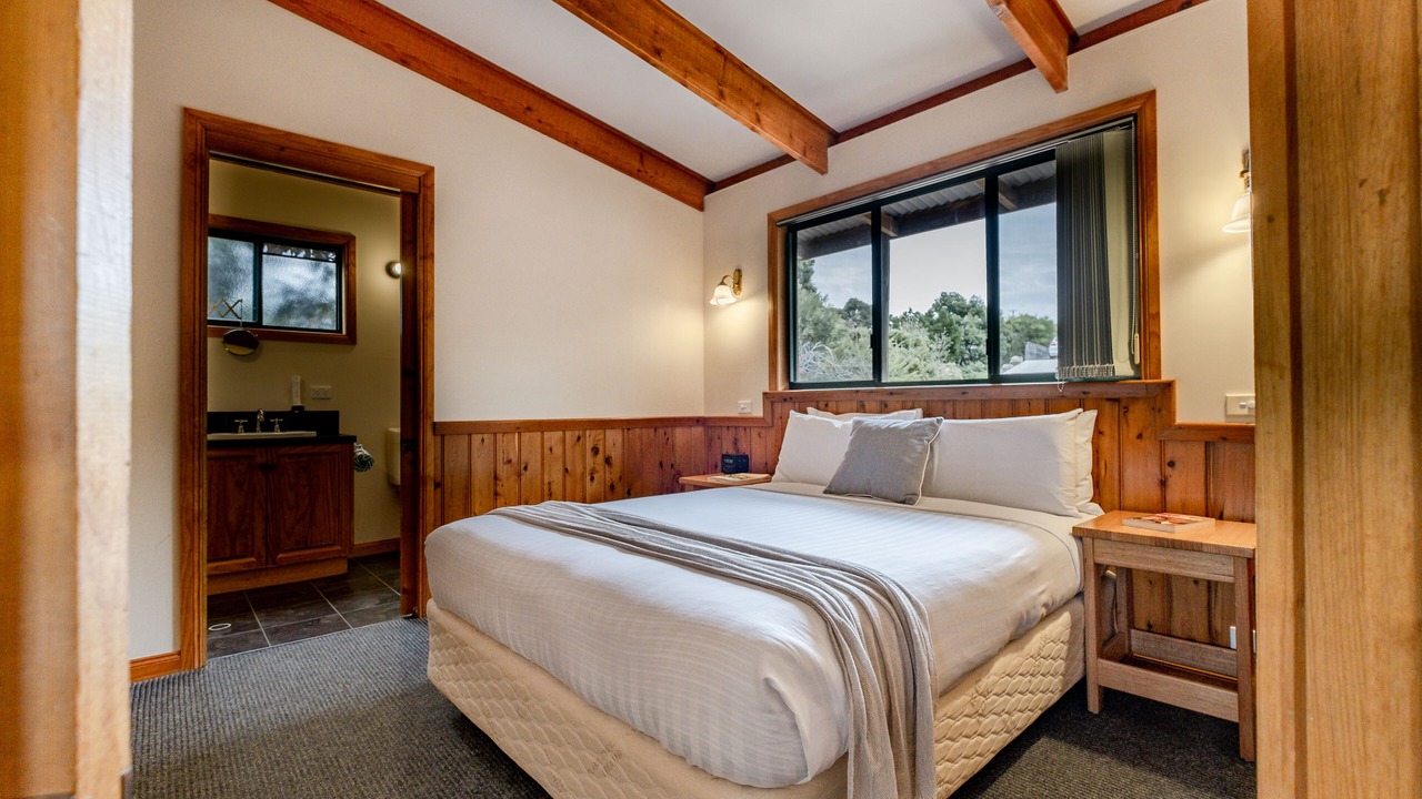 Photo of Bedroom in Coles Bay
