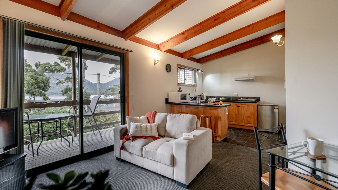 Photo of Livingroom in Coles Bay