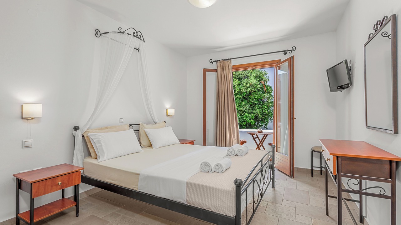 Photo of Bedroom in Skiros