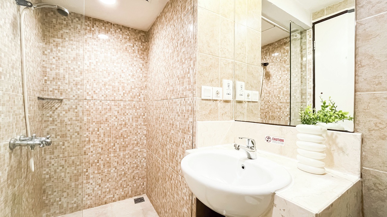 Photo of Bathroom in Panunggangan Utara