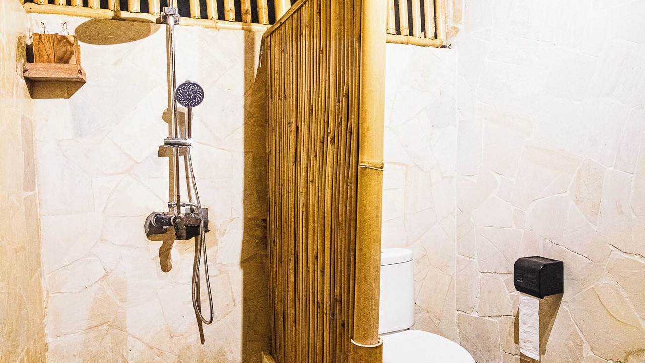 Photo of Bathroom in Sidemen