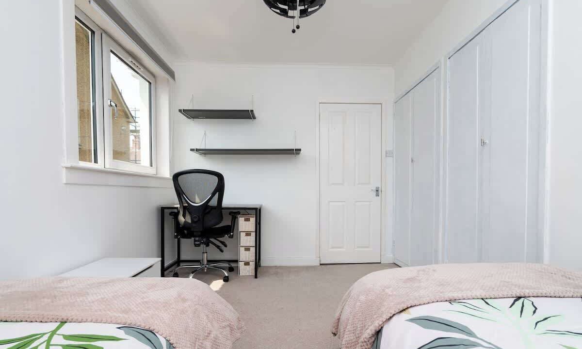 Photo of Others in Peebles