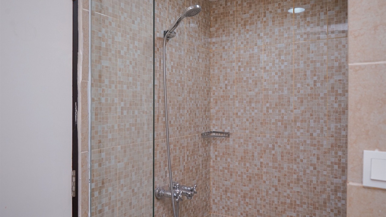 Photo of Bathroom in Panunggangan Utara
