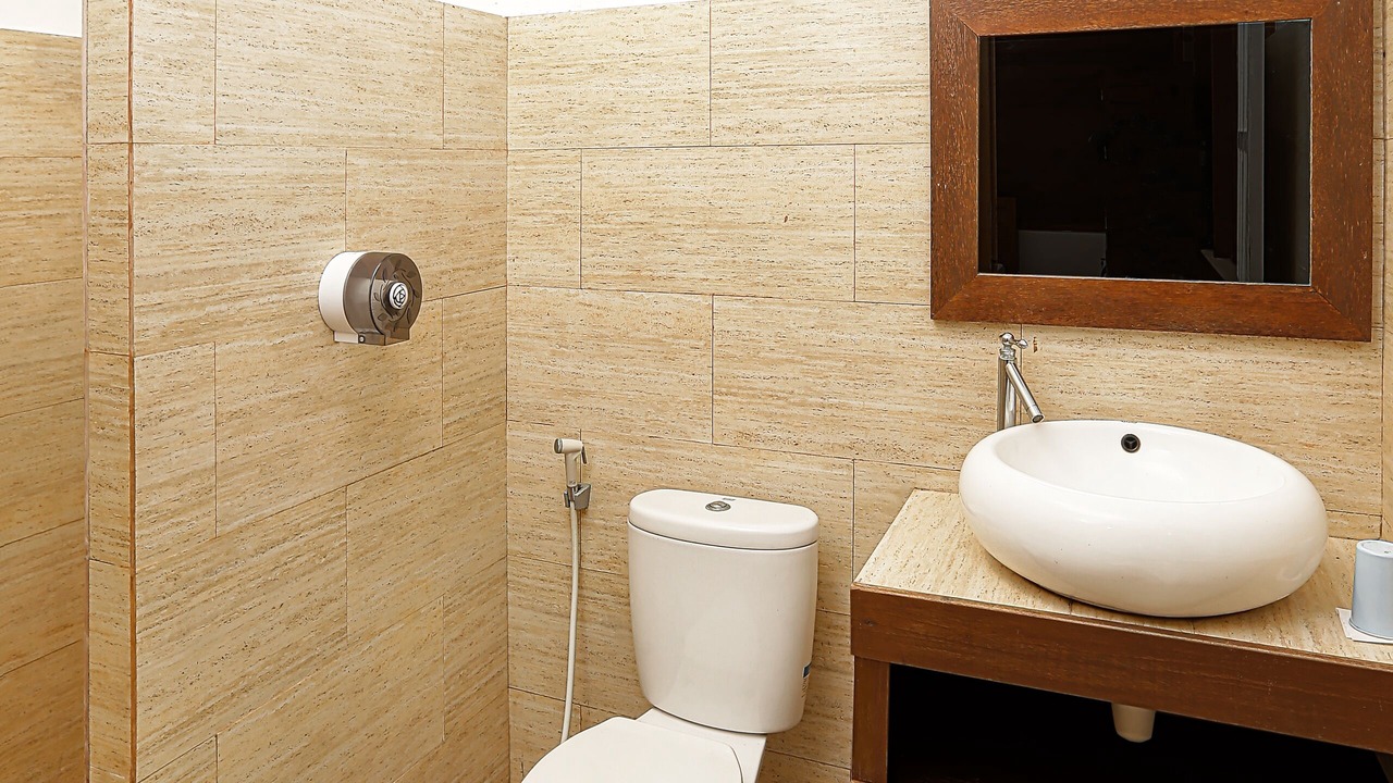 Photo of Bathroom in Kalipait