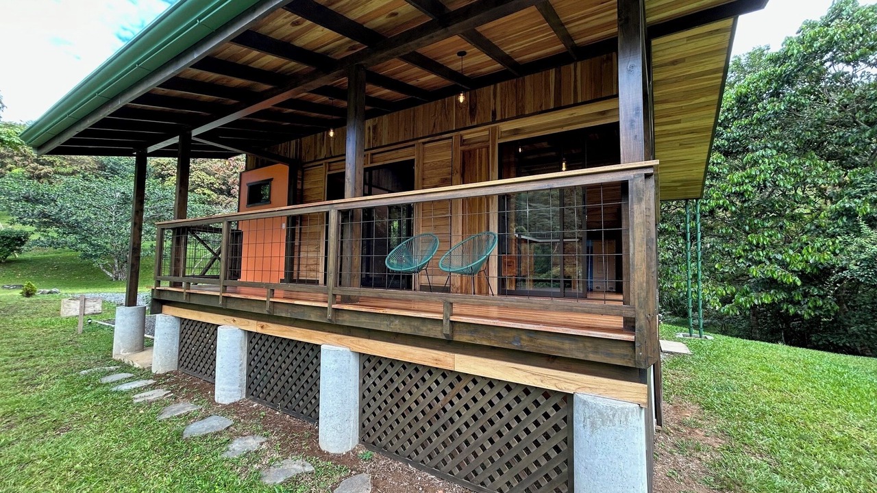 Photo of Patio Balcony in Tayutic