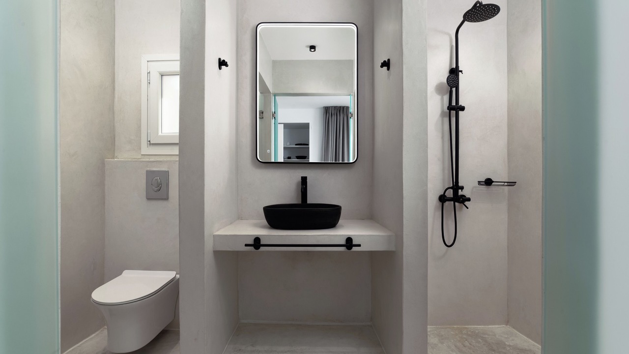 Photo of Bathroom in Paleopolis