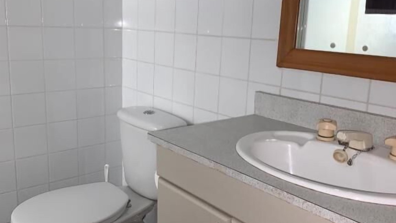 Photo of Bathroom in Yaldhurst