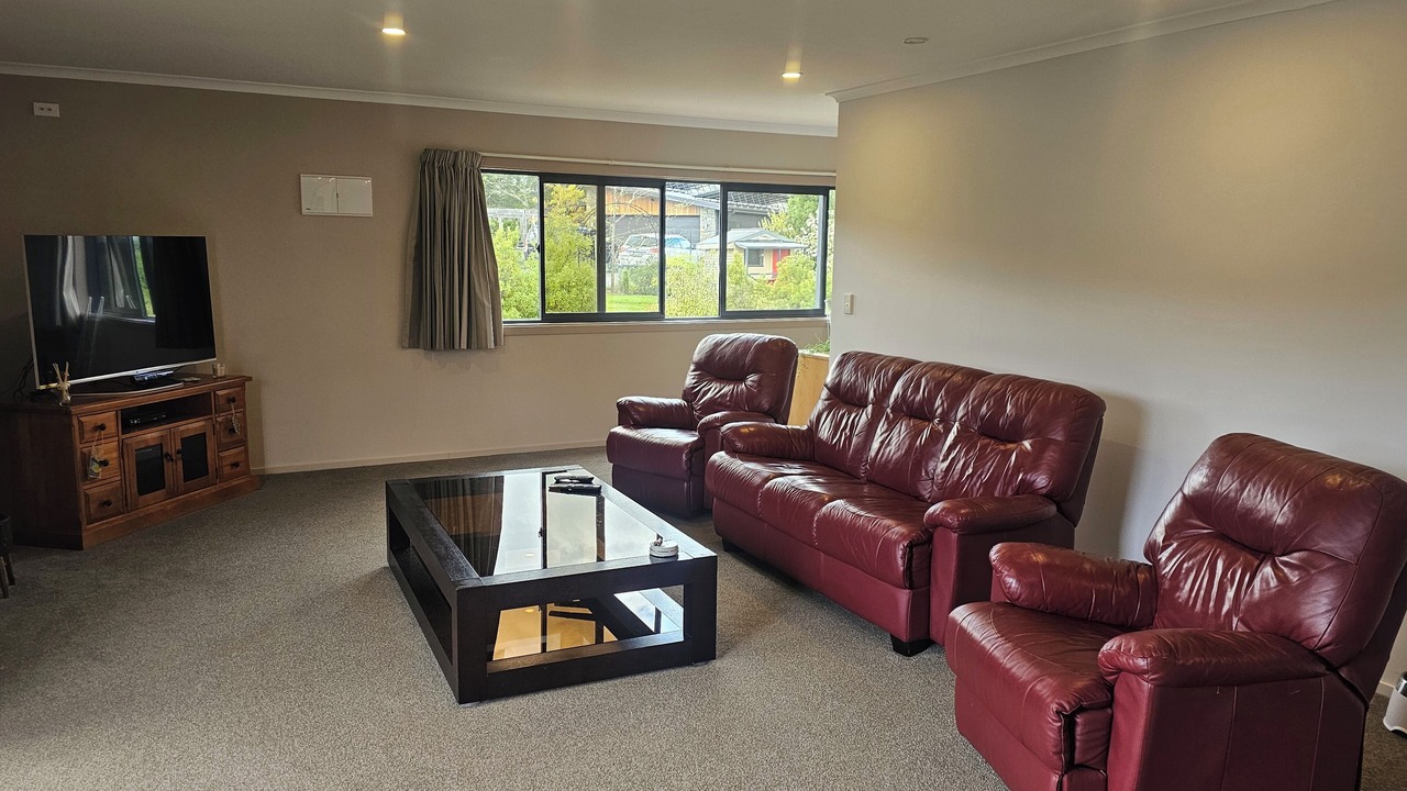 Photo of Livingroom in Lowburn