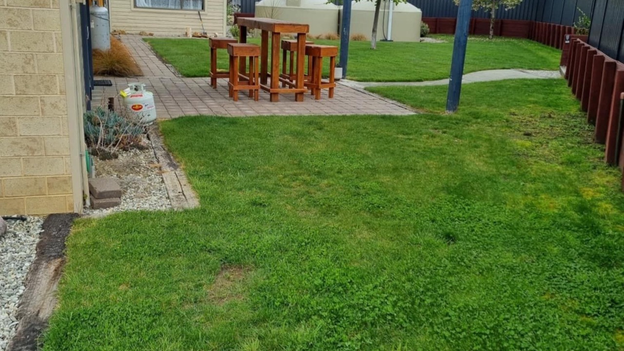 Photo of Outdoor in Lowburn