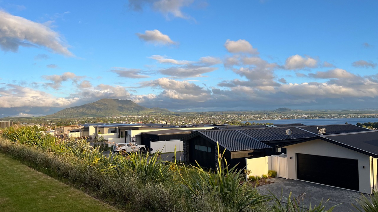 Photo of Others in Nukuhau
