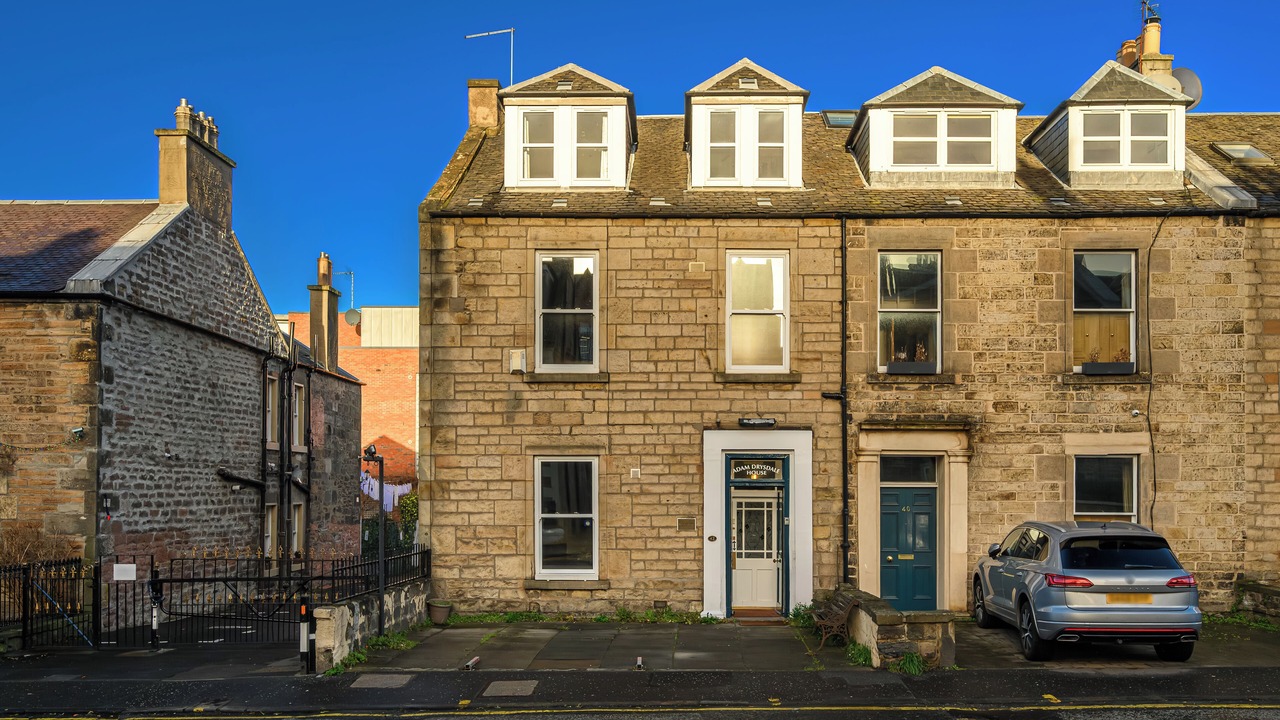 Photo of Outdoor in Tollcross