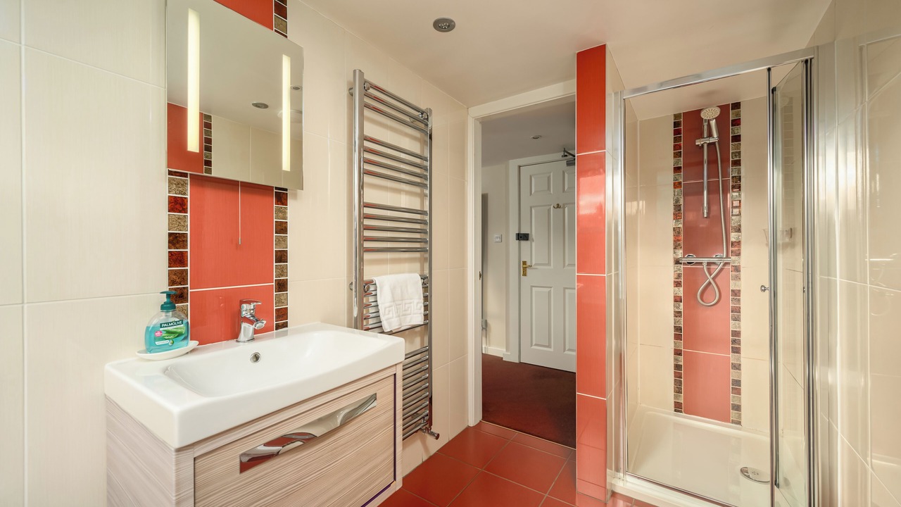 Photo of Bathroom in Tollcross