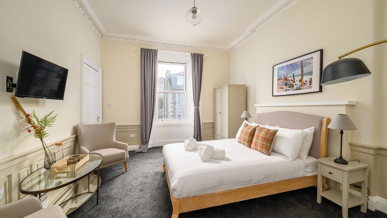 Photo of Bedroom in Tollcross