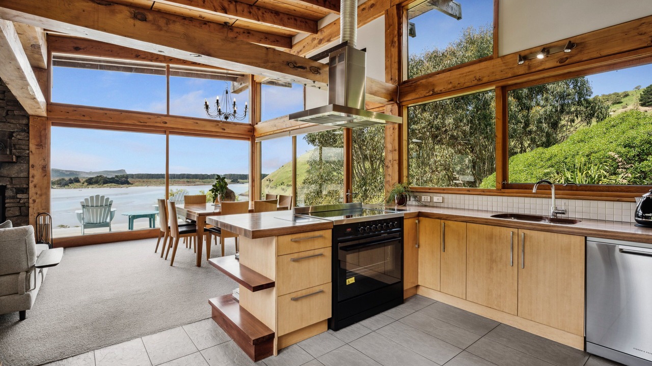 Photo of Kitchen in Cape Saunders