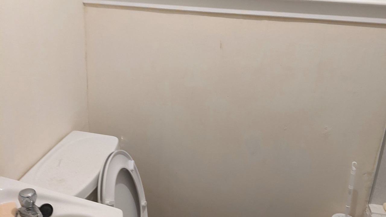 Photo of Bathroom in Girvan