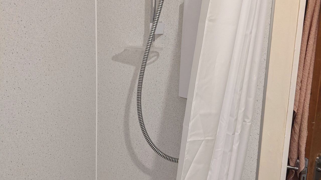 Photo of Bathroom in Girvan