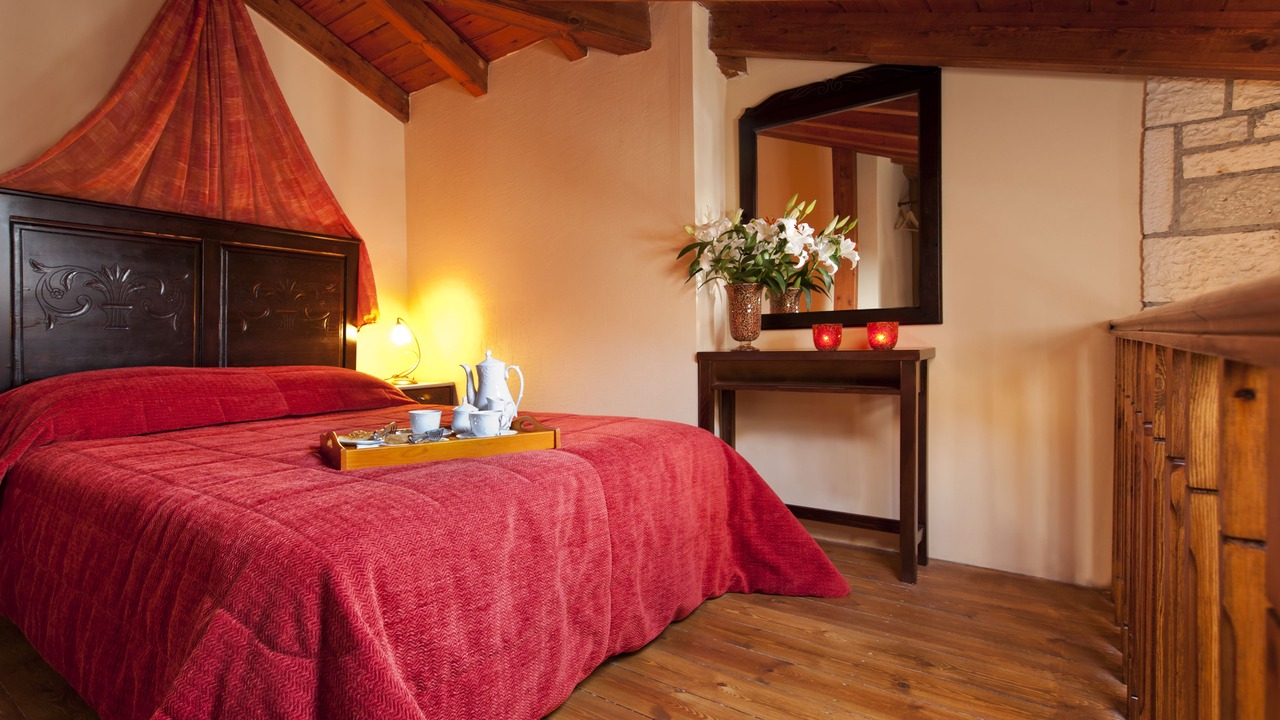 Photo of Bedroom in Elati