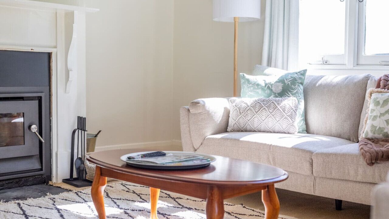 Photo of Livingroom in East Launceston